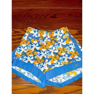Nike Kids Girls Short Board Shorts 10/12—4/$20